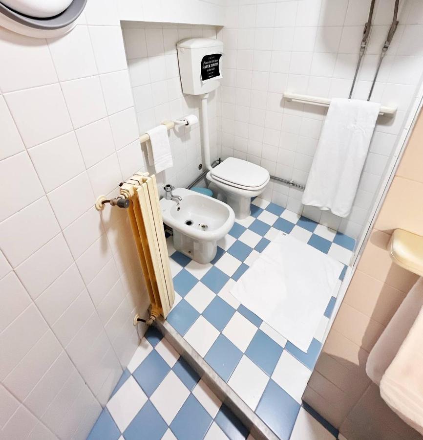 Domus Myoho Apartamento Cagliari Exterior foto
