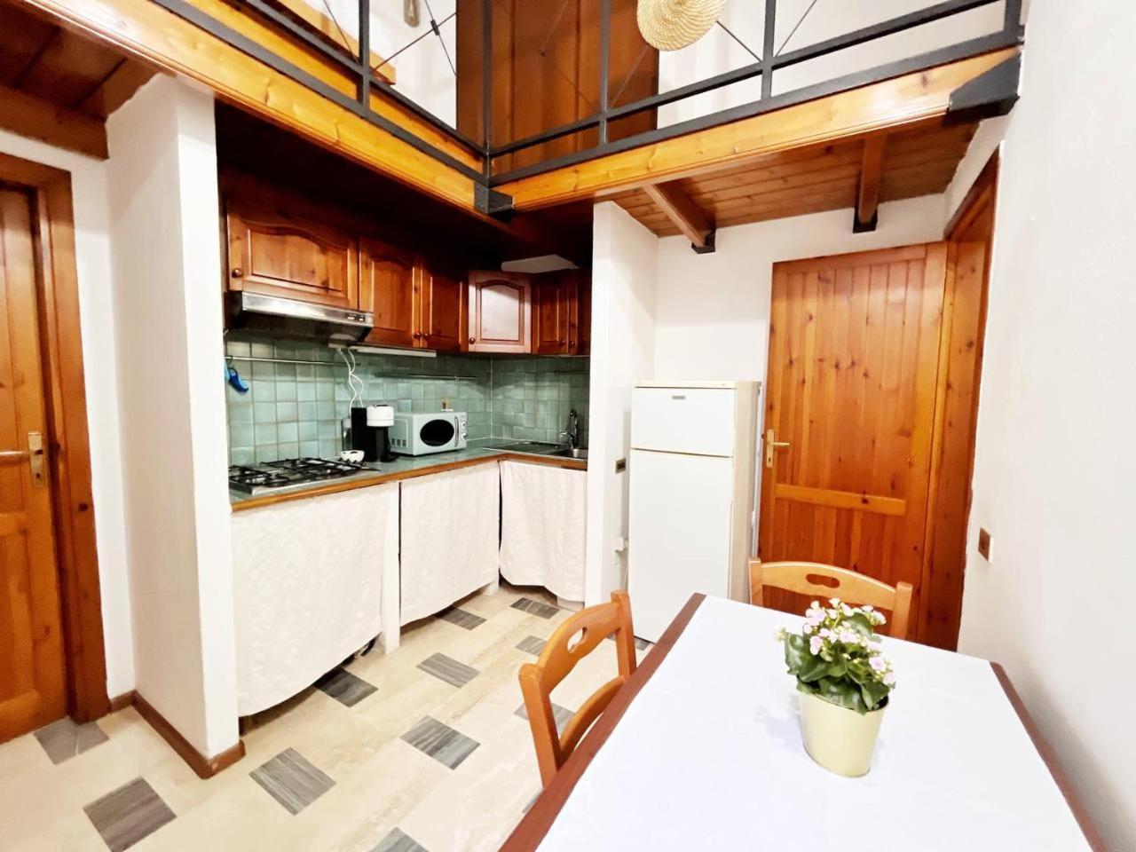 Domus Myoho Apartamento Cagliari Exterior foto